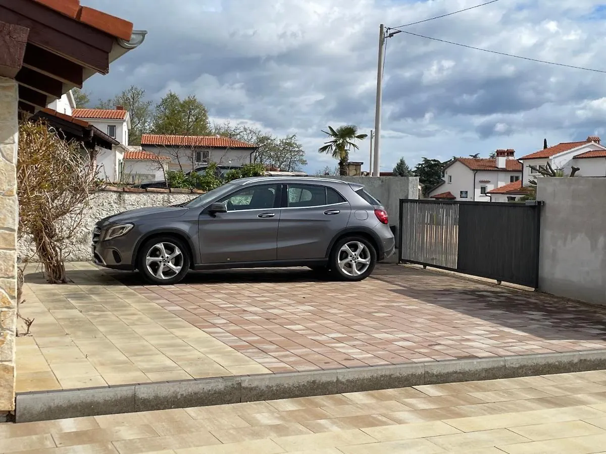 Villa Leonore Mit Beheizbarem Pool Пореч Дом отдыха